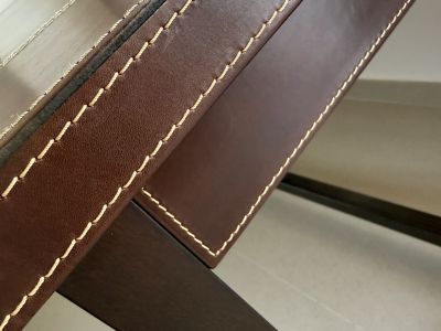 Designer Lederschreibtisch Ernest