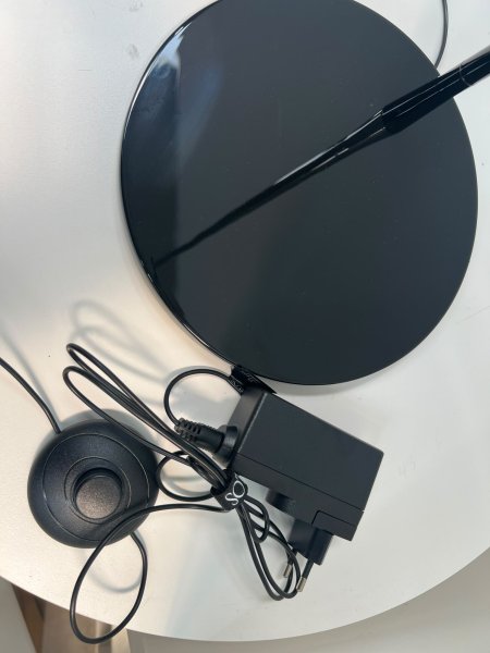 Lámpara de pie de diseño Tab F LED Floor Lamp de FLOS Italia