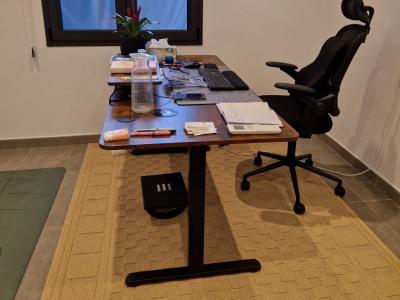 Desktop/ Office desk like new!