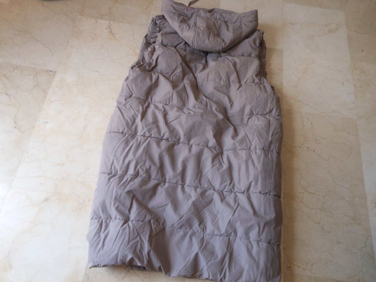 Dicke lange Damen- Weste von H&M Gr. M...fällt aber größer aus
