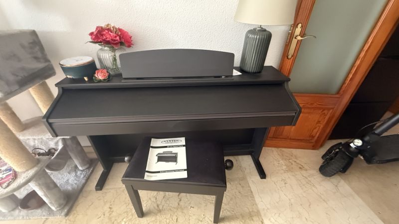 Digitales Piano von Kirstein