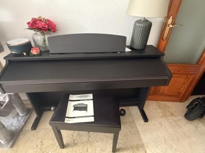 Digitales Piano von Kirstein