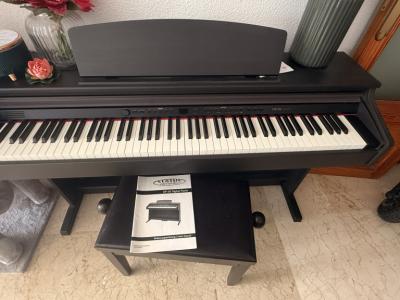 Digitales Piano von Kirstein
