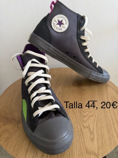 Diverse Herren Schuhe in verschiedenen Größen
