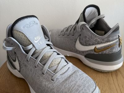 Diverse Herren Schuhe in verschiedenen Größen