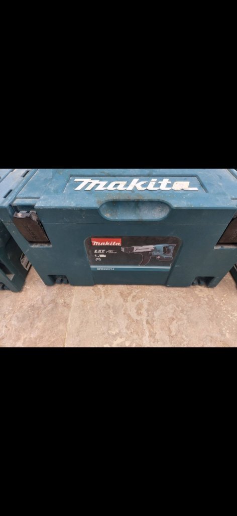Diverse Makita Maschinen Werkzeuge