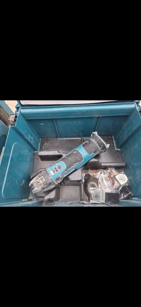 Diverse Makita Maschinen Werkzeuge