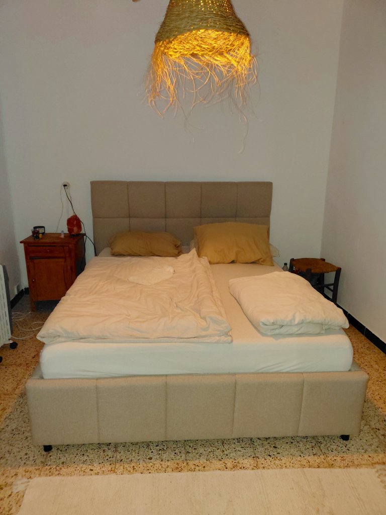 Doppelbett beige creme Bett Jysk Neuwertig ( März gekauft)