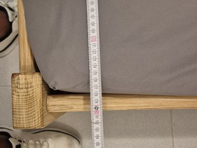 Doppelbett mit Matratzen zu verschenken
