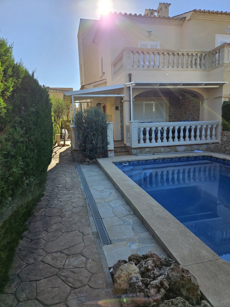 Semi-detached house
