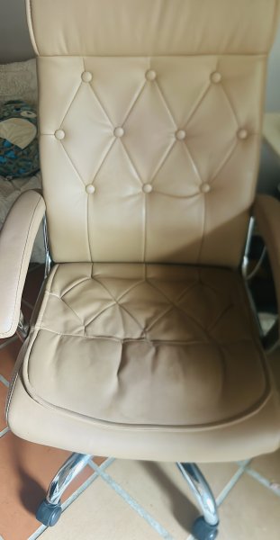 Office swivel chair