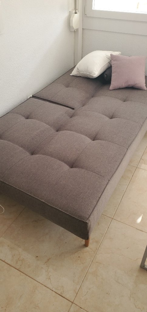 DRINGEND ZU VERKAUFEN Sofa-Bett  - Innovation Living  CALVIA
