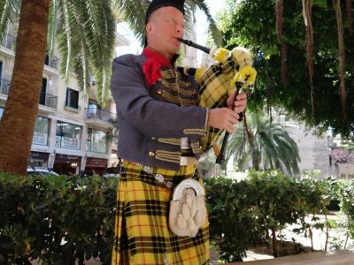 Book a bagpipe player directly — Mallorca: parties, birthdays, weddings, corporate events
