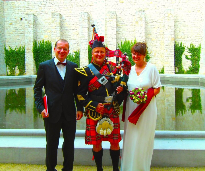 Book a bagpipe player directly — Mallorca: parties, birthdays, weddings, corporate events