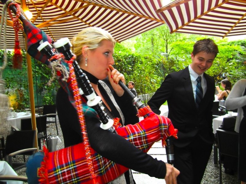 Book a bagpipe player directly — Mallorca: parties, birthdays, weddings, corporate events