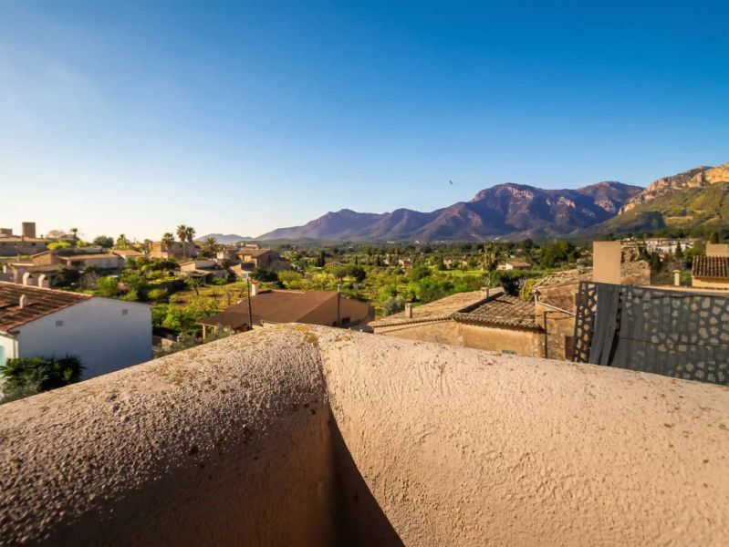 Duplex-Reihenhaus in Calvià mit Terrasse und Garage