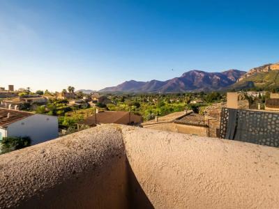 Duplex-Reihenhaus in Calvià mit Terrasse und Garage