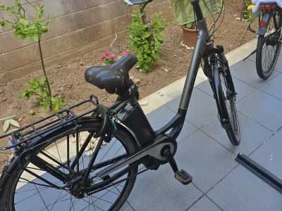 E bikes 4 Stück