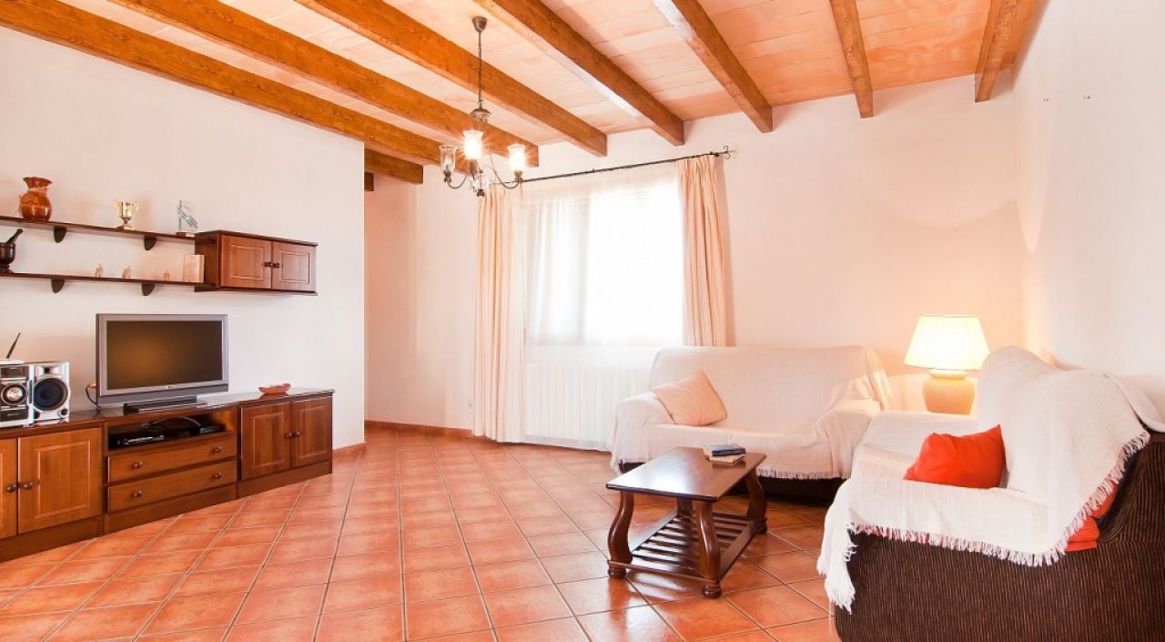 Ebenerdige Finca b is zu 8 Personen mit Pool bei Campos -- F 35 FZ