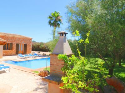 Ebenerdige Finca b is zu 8 Personen mit Pool bei Campos -- F 35 FZ