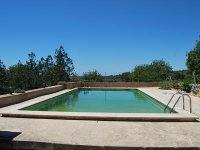 Single-storey finca with 4 bedrooms, unfurnished, pool, fireplace near Alqueria Blanca-Santanyi ---F