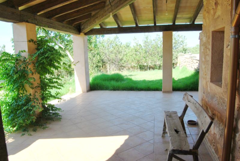 Single-storey finca with 4 bedrooms, unfurnished, pool, fireplace near Alqueria Blanca-Santanyi ---F