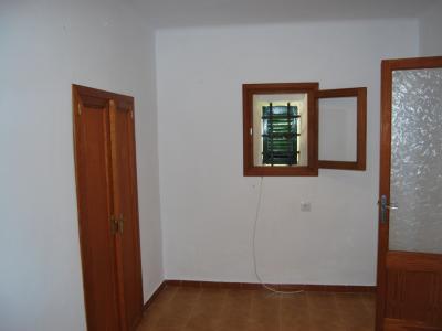 Single-storey finca with 4 bedrooms, unfurnished, pool, fireplace near Alqueria Blanca-Santanyi ---F