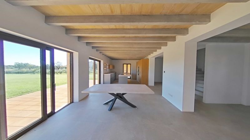 Ebenerdige und unmöblierte Luxusfinca mit allen Extras bei Santanyi- Es LLombards ---  F 150