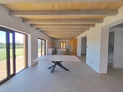 Ebenerdige und unmöblierte Luxusfinca mit allen Extras bei Santanyi- Es LLombards ---  F 150