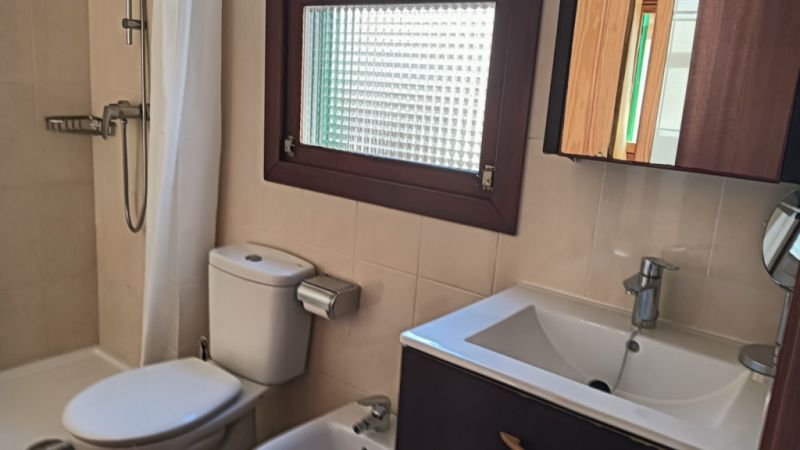 Ground-level chalet with garden, holiday license and sea view in Cala Figuera -- CH 48