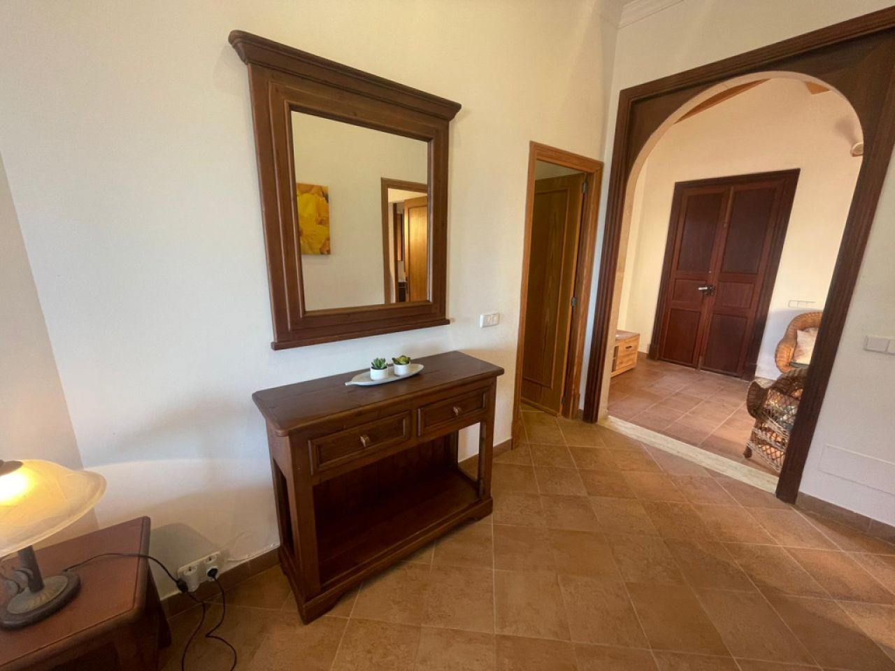 Chalet de una sola planta con jardín, terraza y vistas al mar en Cala Figuera-- CH 48