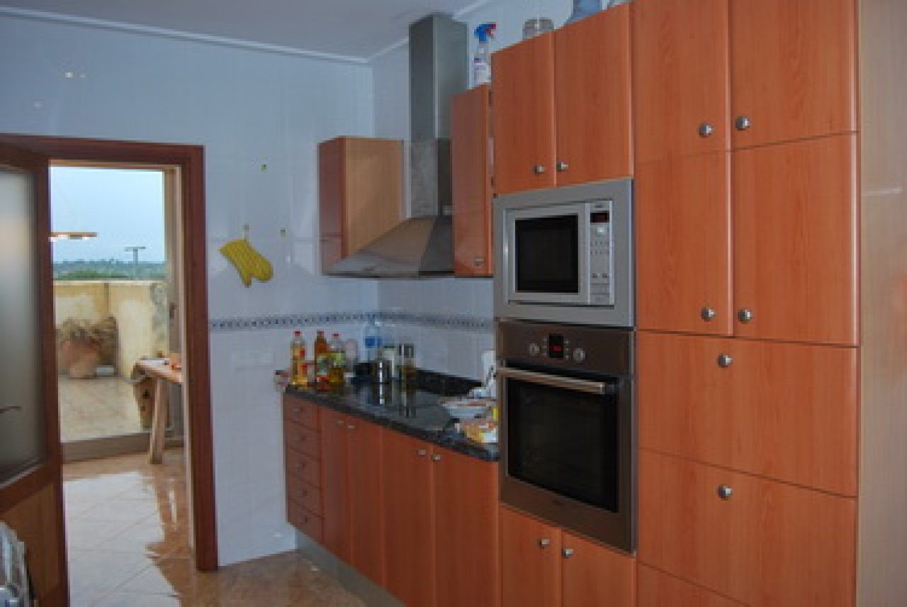 Ebenerdiges Dorfhaus mit Fussbodenheizung und Innenhof in Son Macia -- DH 65a