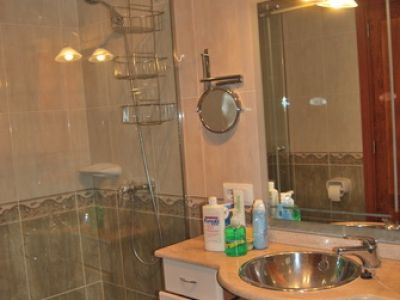 Ebenerdiges Dorfhaus mit Fussbodenheizung und Innenhof in Son Macia -- DH 65a