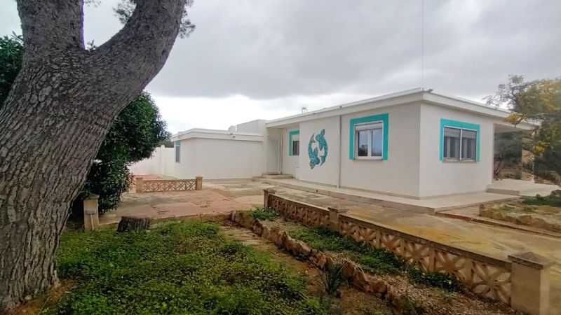 Ebenerdiges und modernes Chalet mit 5 Zimmern in Cala LLombards -- CH 20