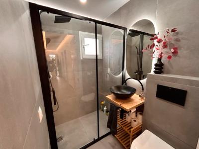 Ebenerdiges und modernes Chalet mit 5 Zimmern in Cala LLombards -- CH 20