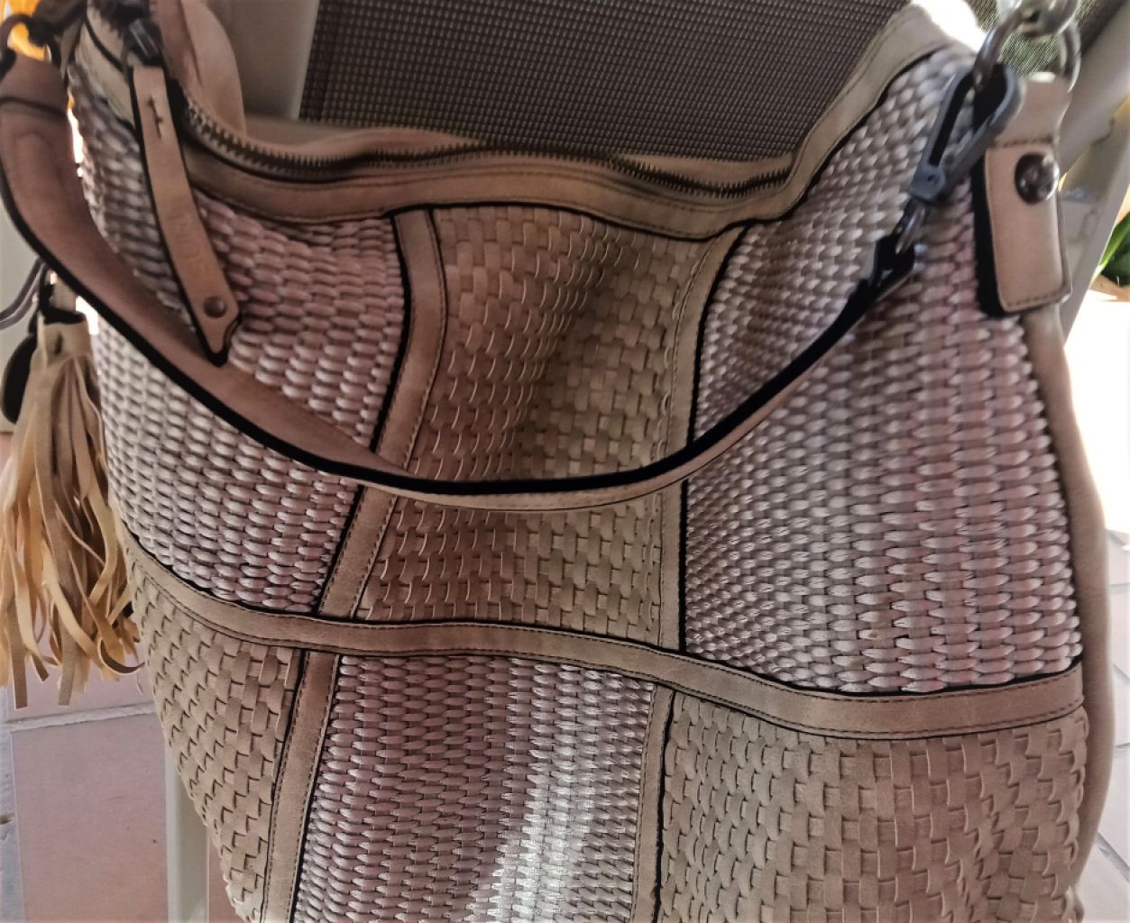 Genuine - braided beige leather pouch