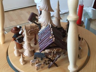 Echte erzgebirgische Weihnachtspyramide, 90 cm Hoch