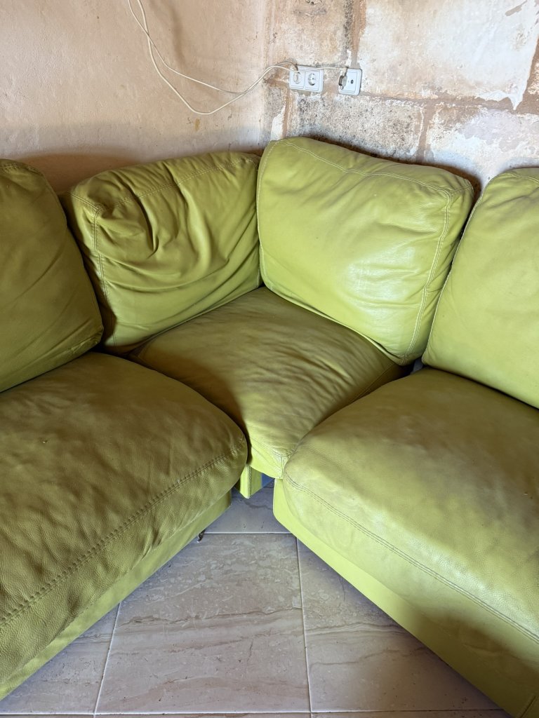Corner sofa combination (3 pieces + footstool) to give away