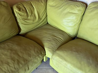 Corner sofa combination (3 pieces + footstool) to give away