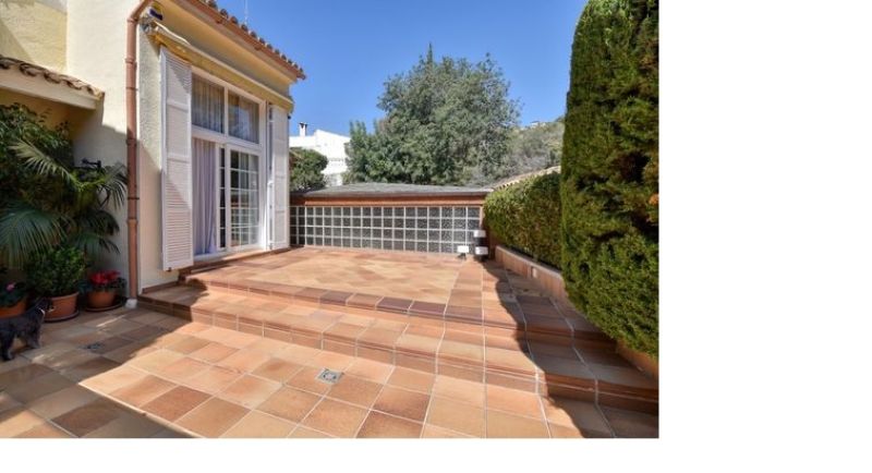Corner terraced house in Bendinat