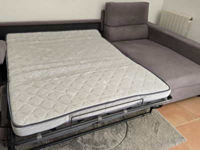 Corner Sofa with Sleeping Function & Ottoman Good Condition!