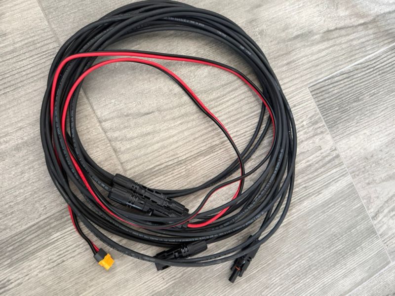 Ecoflow Delta Pro + Zusatzakku & Powerstream 7.400 Wh Balkonkraftwerk Solaranlage PV Anlag