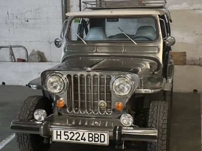 Edelstahl WillyS Jeep Oldtimer / Standort Port Andratx