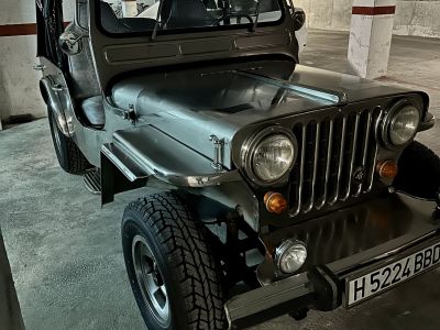 Edelstahl WillyS Jeep Oldtimer / Standort Port Andratx