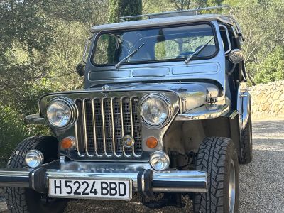 Edelstahl WillyS Jeep Oldtimer / Standort Port Andratx