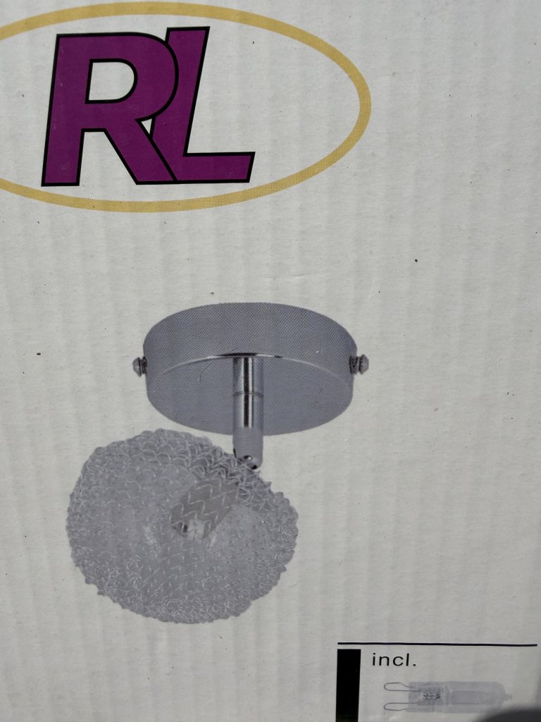 Elegant ceiling/wall light