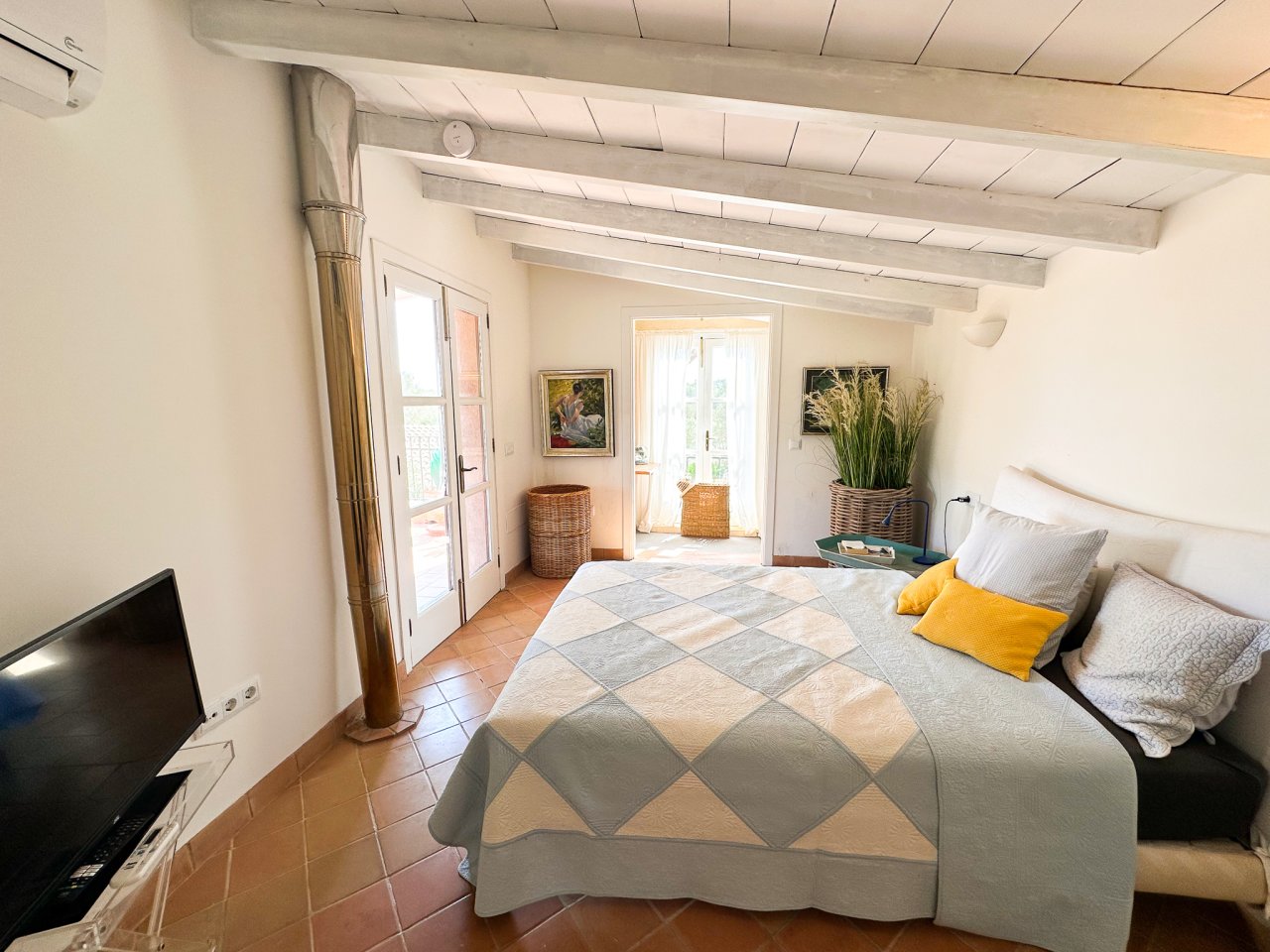 Ein Ort zum Ankommen: Stilvolle Finca bei Santanyí mit Gartenidylle und Inselcharme.