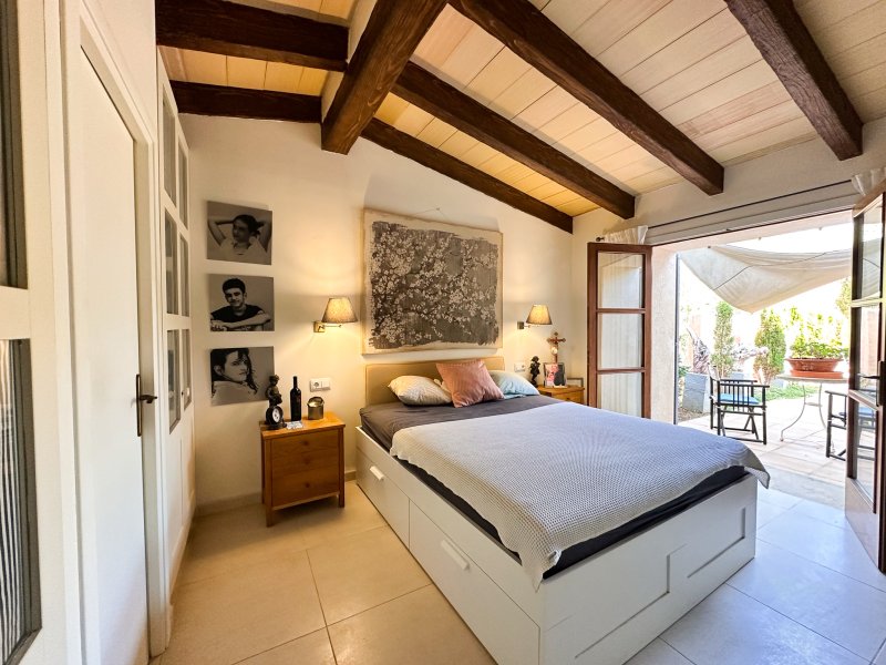 Ein Ort zum Ankommen: Stilvolle Finca bei Santanyí mit Gartenidylle und Inselcharme.
