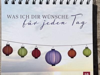 A spiral display that brings good wishes every day