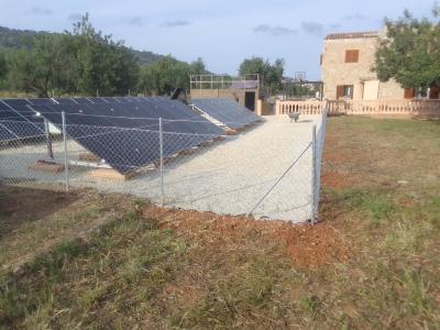 Enclosures of properties: Grids